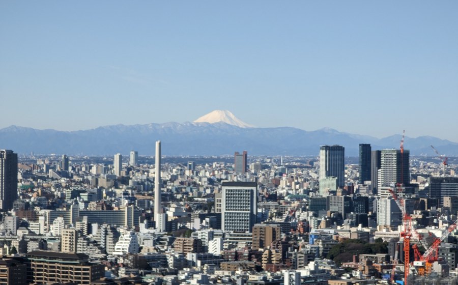 Mount Fuji above the Tokyo skyline on a clear day